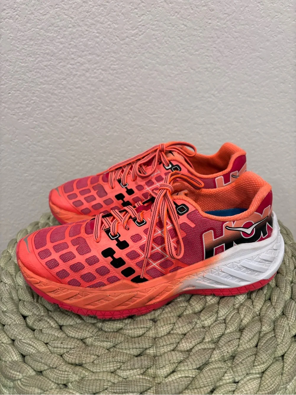 HOKA CLAYTON Teaberry Neon Coral Running Lace Up Tennis Shoes Size 8